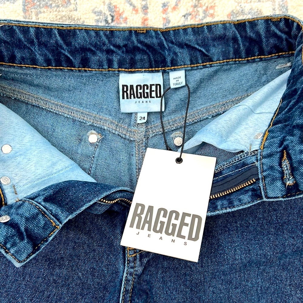 Mom Shorts - Picture 3 of 4